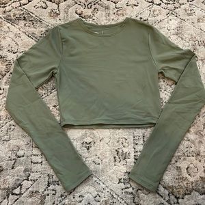 Four thirteen long sleeve crop
